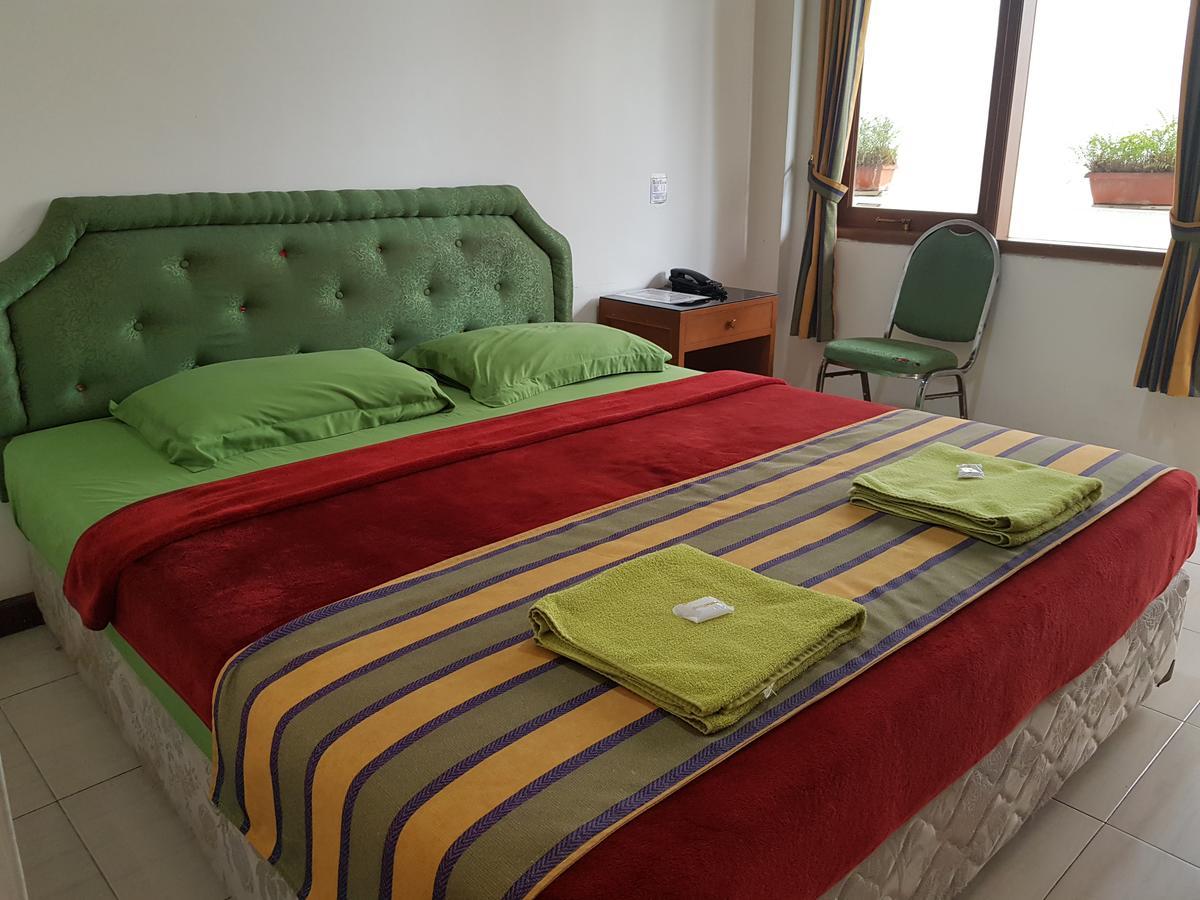 Hotel Maxim Kwitang Τζακάρτα Εξωτερικό φωτογραφία